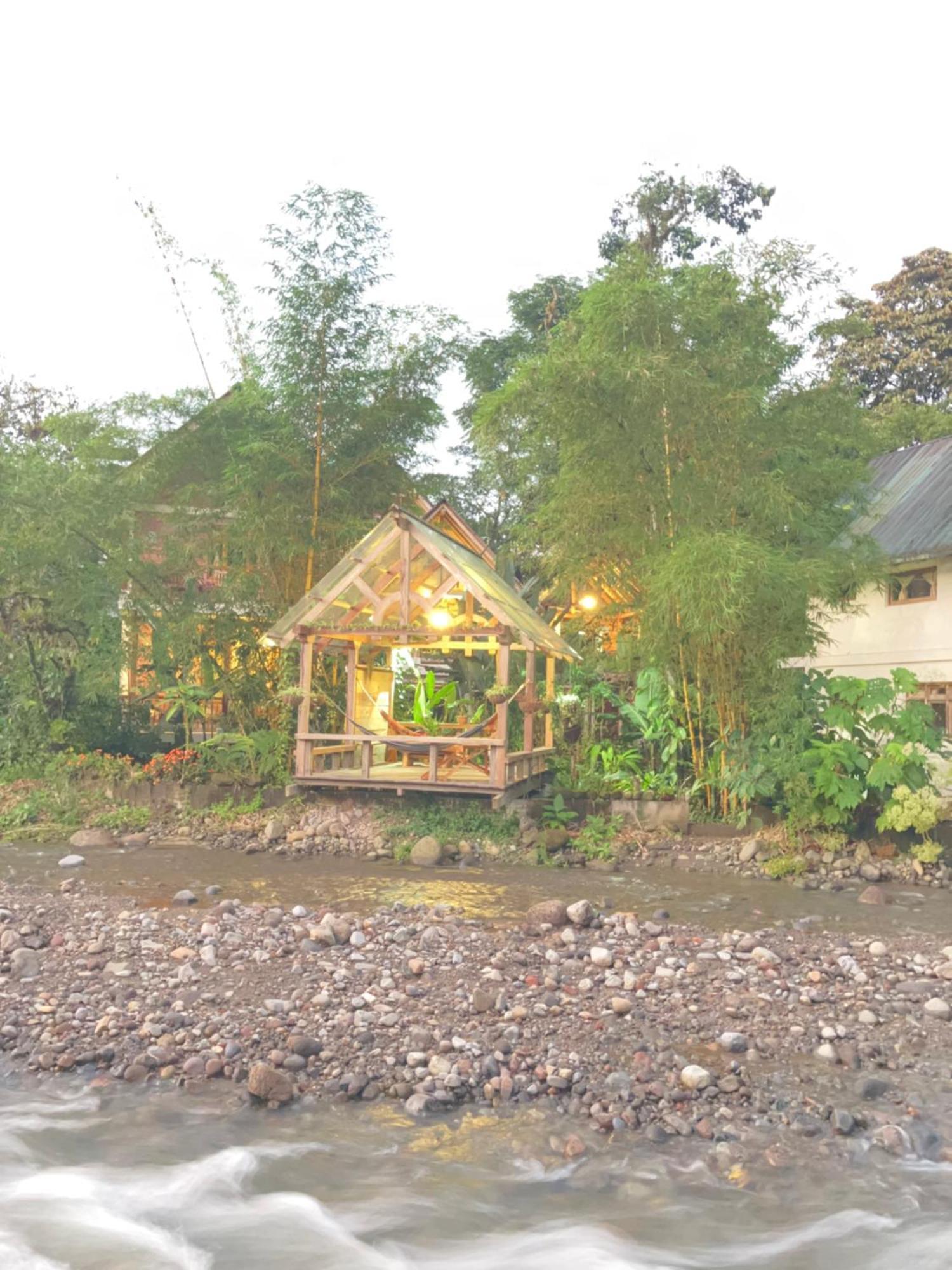 Casa Del Rio En Mindo B&B 외부 사진